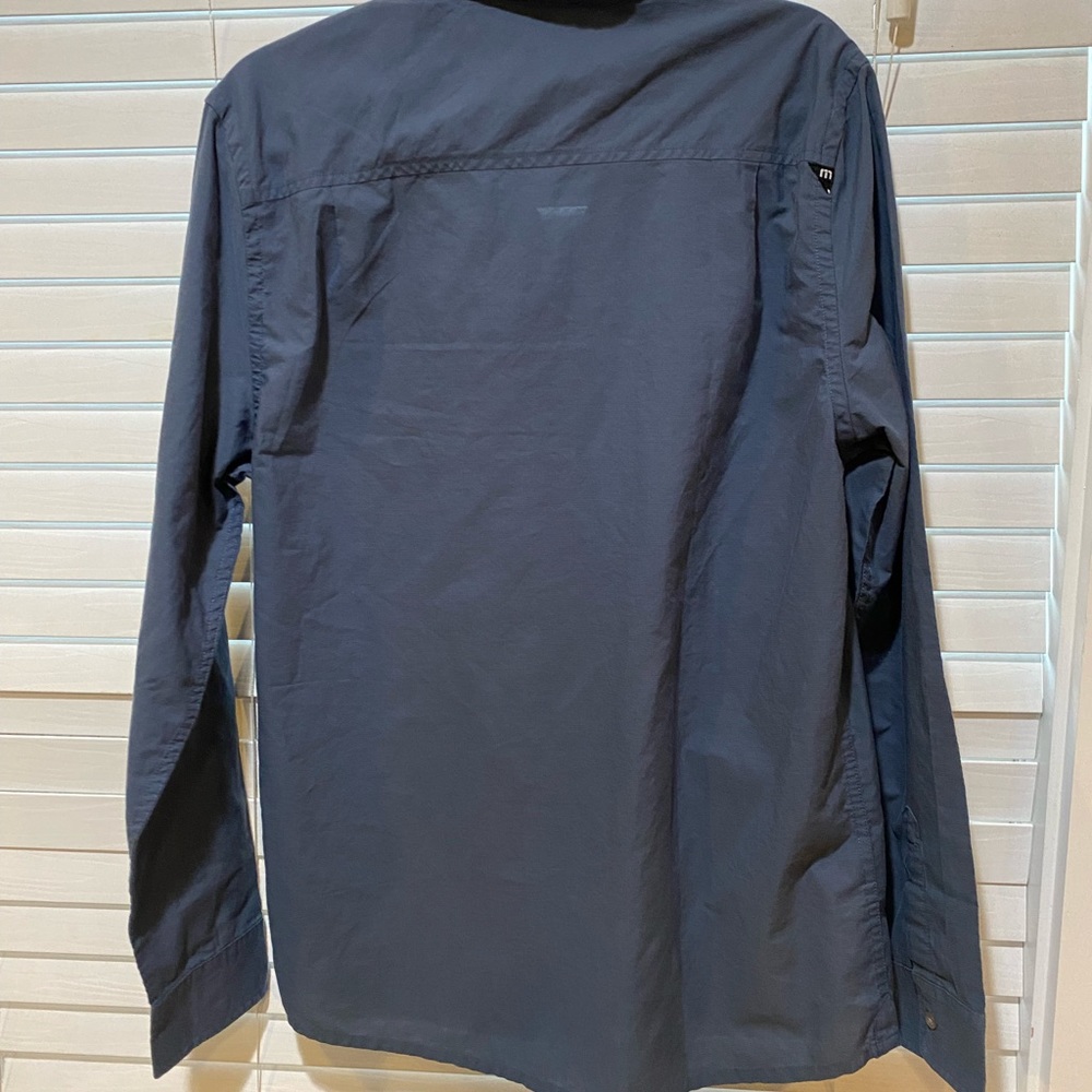 Travis Mathew Button Up - Size L - image 4